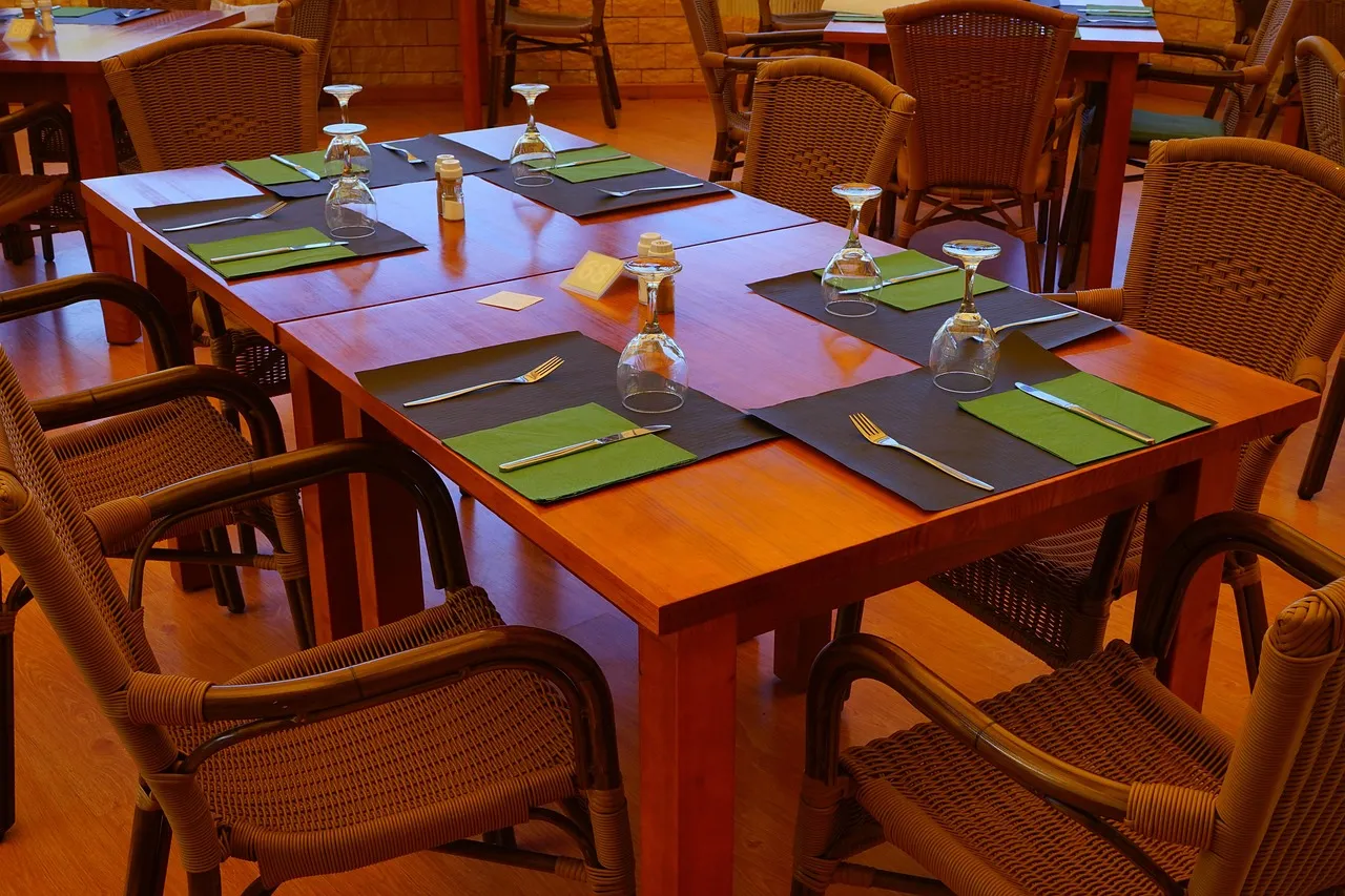 Solid wood dining table design Faridabad