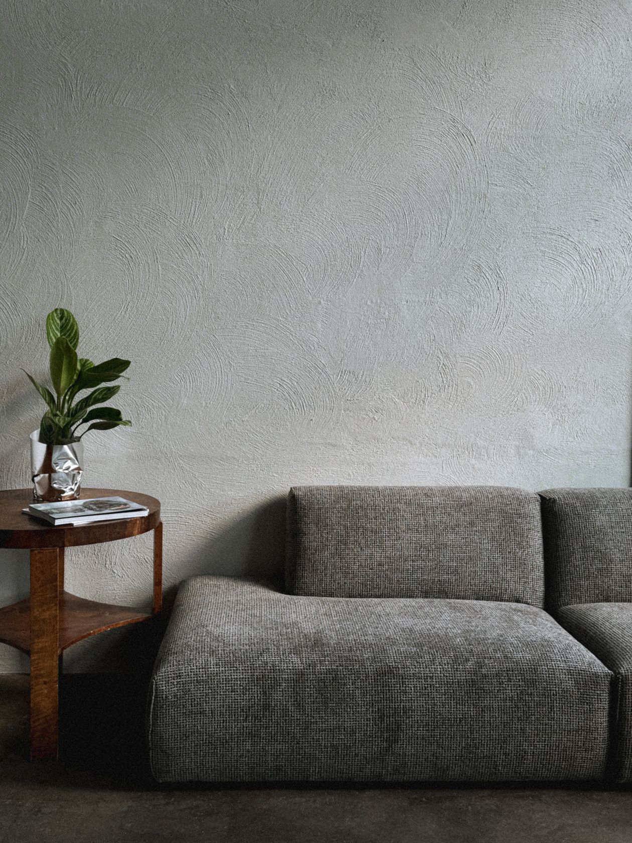 Textured customized wall design in living room